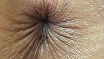 Intense Close-Up Of Anus Twitching In A Webcam Video