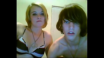 A Sexy Girl Performs Oral Sex On Her Adorable Emo Boyfriend In A Homemade Video