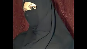 Halleema Al-Beydouns Heiße Muslimische Webcam-Show Auf Www.Xxxcams.5v.Pl