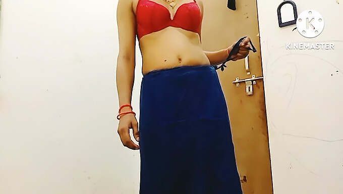 Desi Housewife In Traditional Indian Attire Undresses And Pleasures Herself