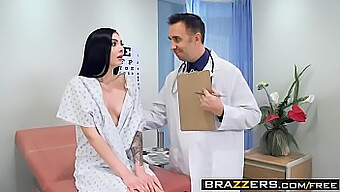 Marley Brinx Og Keiran Leed Udforsker Medicinsk Nydelse I Doctor Adoctor