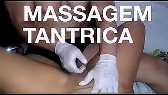 Massage Thân Mật Dẫn Đến Cực Khoái Cho Người Phụ Nữ Xinh Đẹp